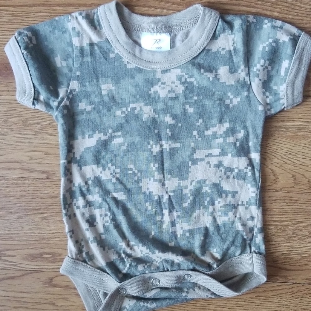 Baby onesie digital camo army